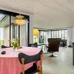 Awesome In With Kitchen