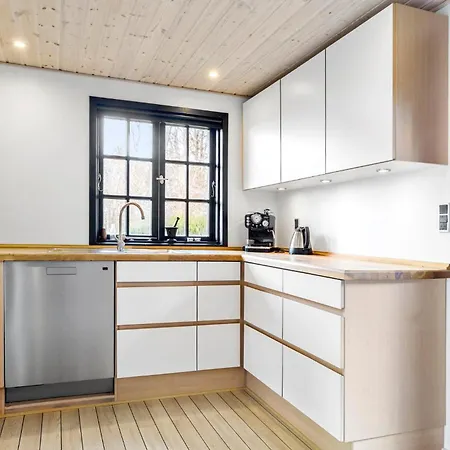 Awesome In With Kitchen Semesterbostad *