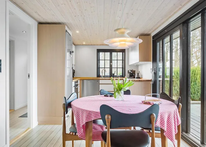Vakantiehuis Awesome In With Kitchen Roslev